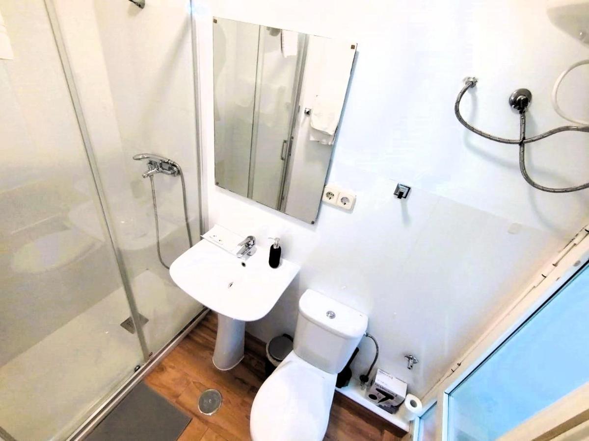 Puerta Del Sol - Apartamento Para 6 Madrid Dış mekan fotoğraf