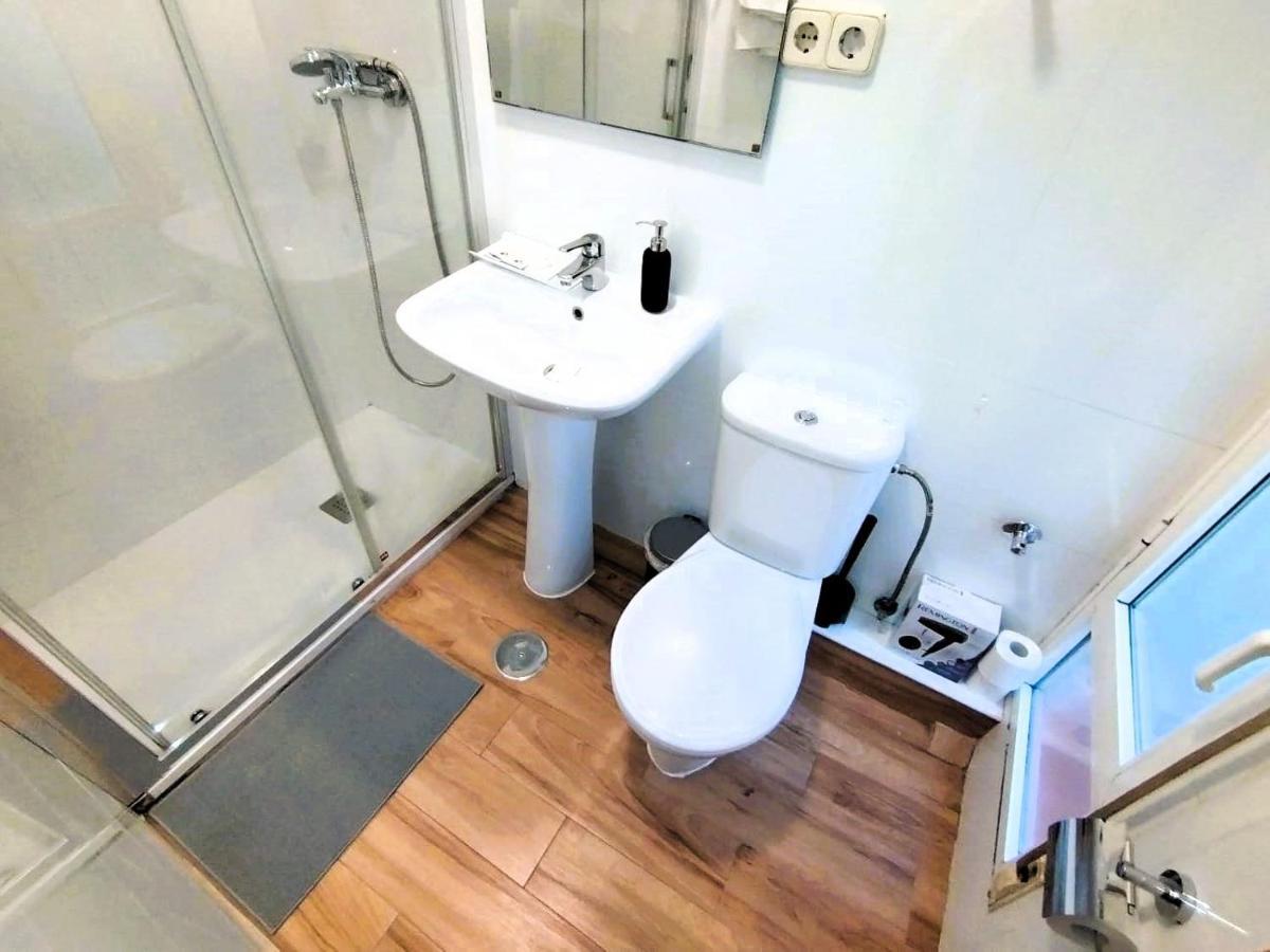 Puerta Del Sol - Apartamento Para 6 Madrid Dış mekan fotoğraf
